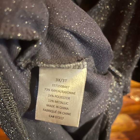 #35 3x dark mauve sparkly blouse - Picture 3 of 3